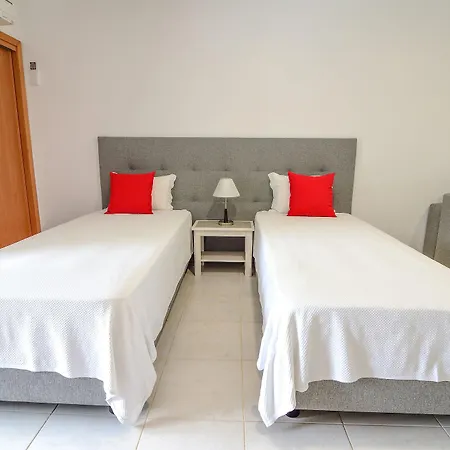 Vale De Carros By Umbral